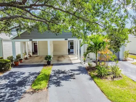 9254 Westlinks Terrace Seminole FL 33777