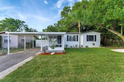 5335 46th Avenue N St Petersburg FL 33709