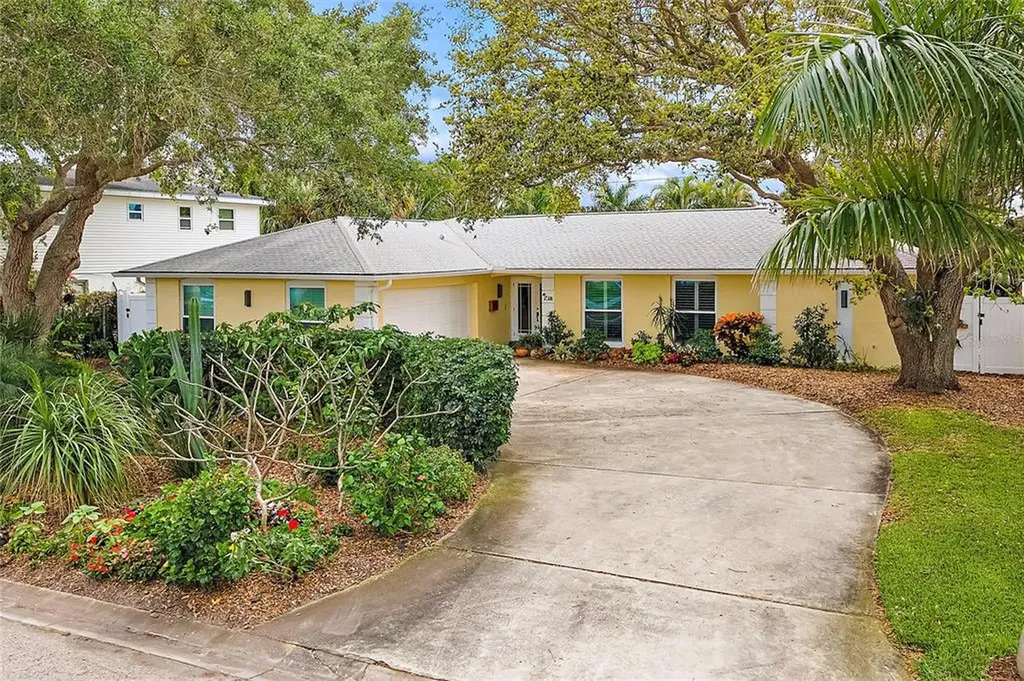 520 24th Avenue SE St Petersburg FL 33705