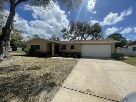 2000 67th Avenue S St Petersburg FL 33712