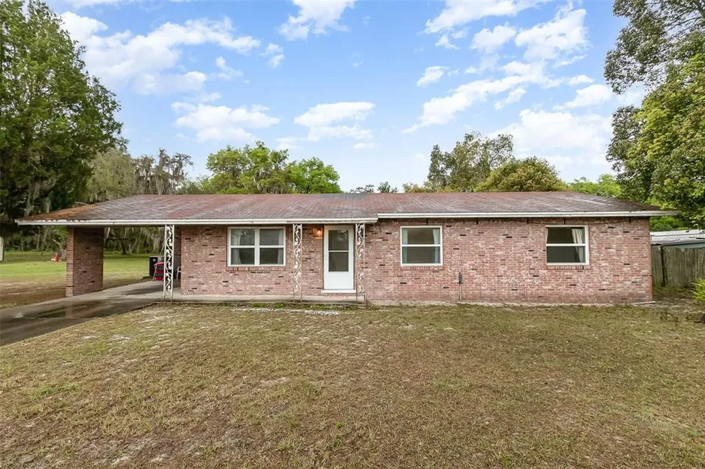 1012 Clemons Lane Crescent City FL 32112