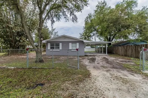 1216 Pinewood Street Kissimmee FL 34744