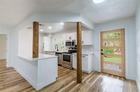 85 Avon Drive Safety Harbor FL 34695