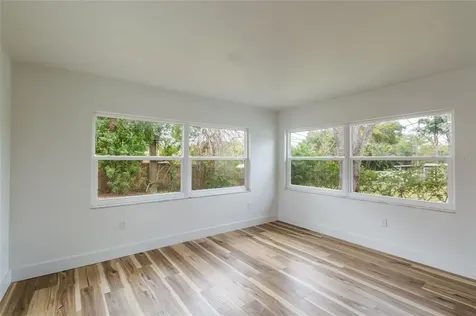 85 Avon Drive Safety Harbor FL 34695
