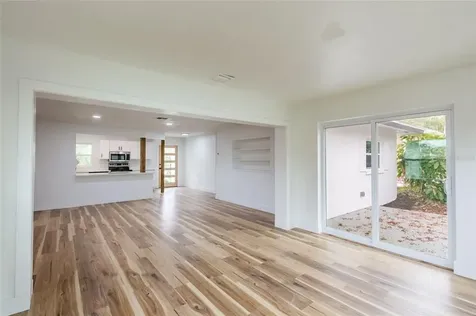 85 Avon Drive Safety Harbor FL 34695