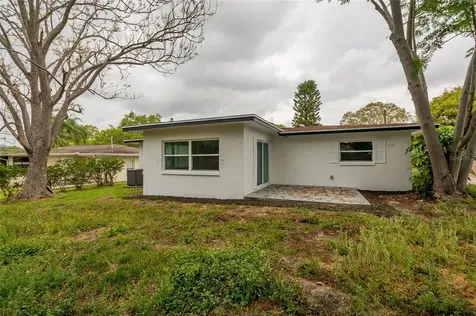 85 Avon Drive Safety Harbor FL 34695