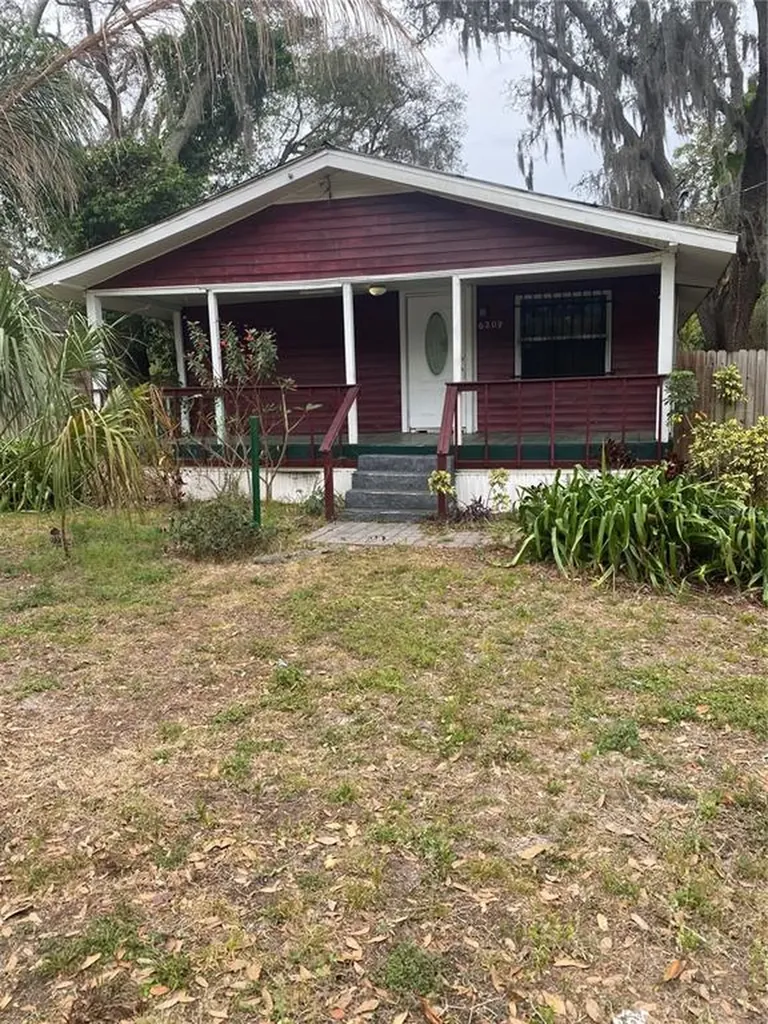 6208 N 44th Street Tampa FL 33610