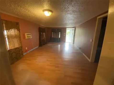 6208 N 44th Street Tampa FL 33610