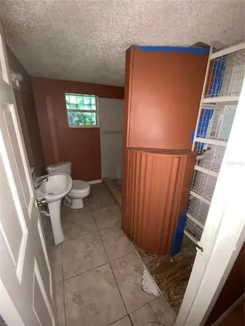 6208 N 44th Street Tampa FL 33610