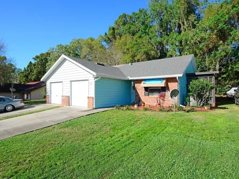 207 Fernwood Street Leesburg FL 34748