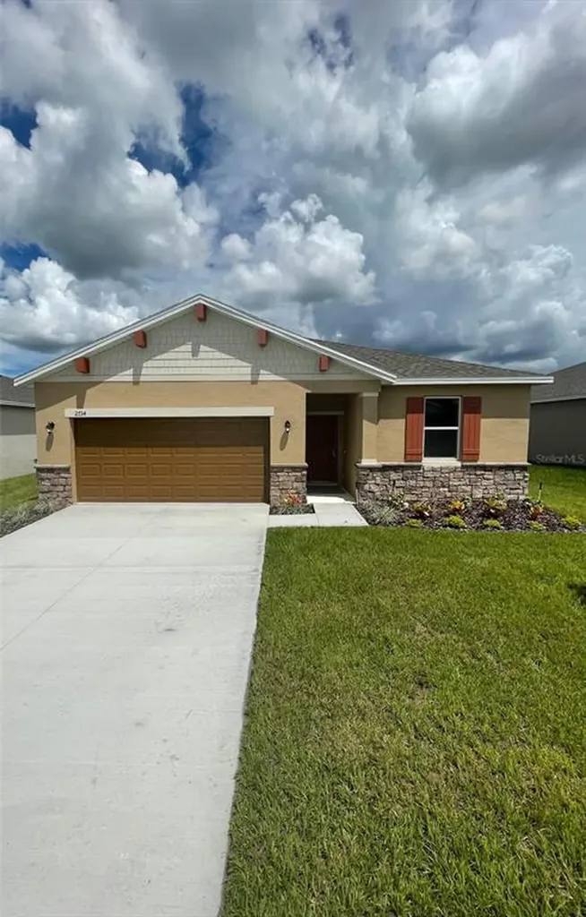 2734 Rowan Street Tavares FL 32778