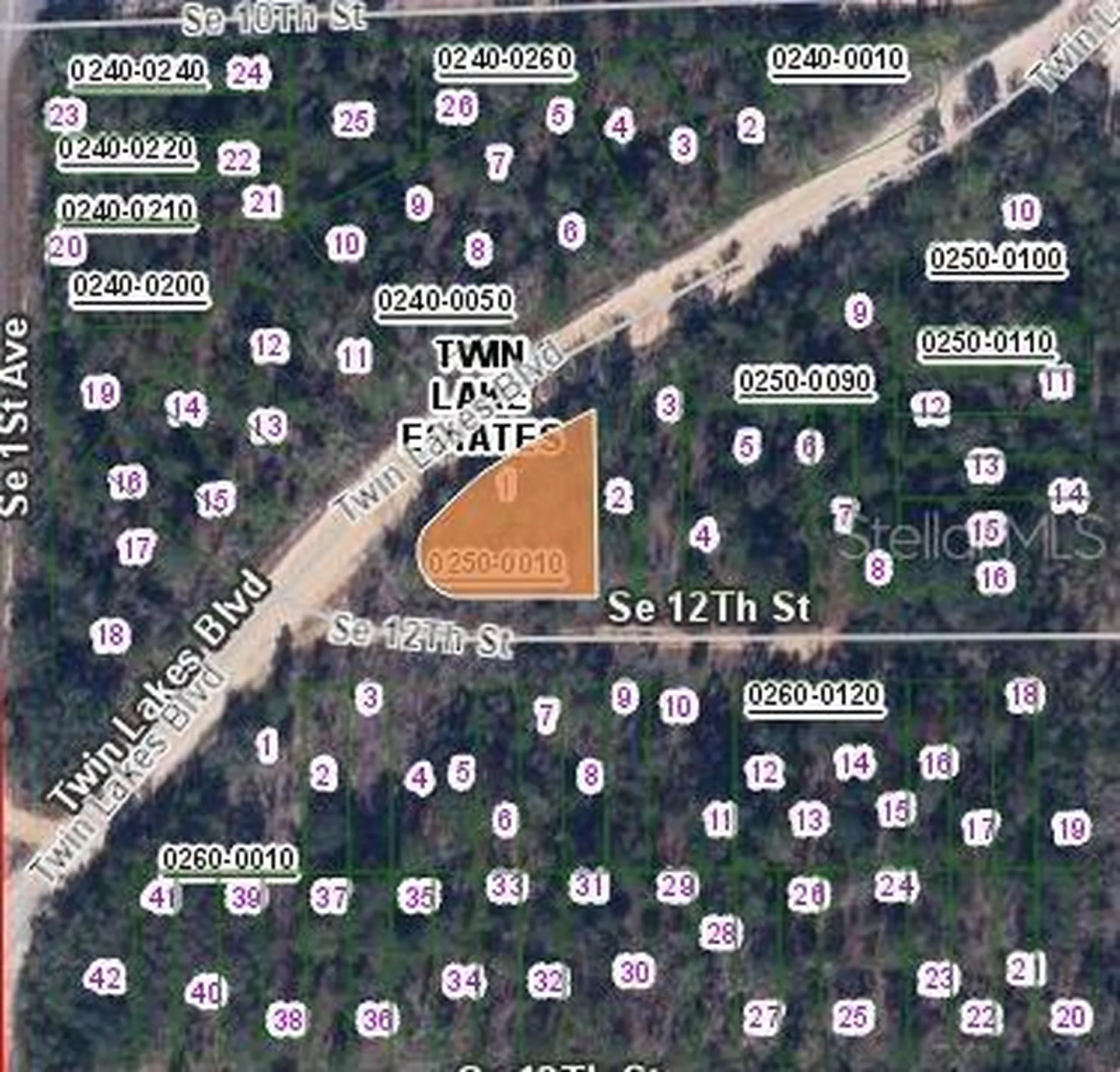 00 Twin Lakes Boulevard And SE 12th Street Corner Interlachen FL 32148