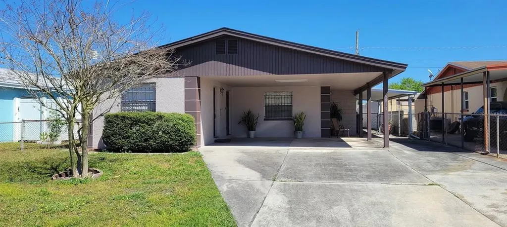 6811 N Hubert Avenue Tampa FL 33614
