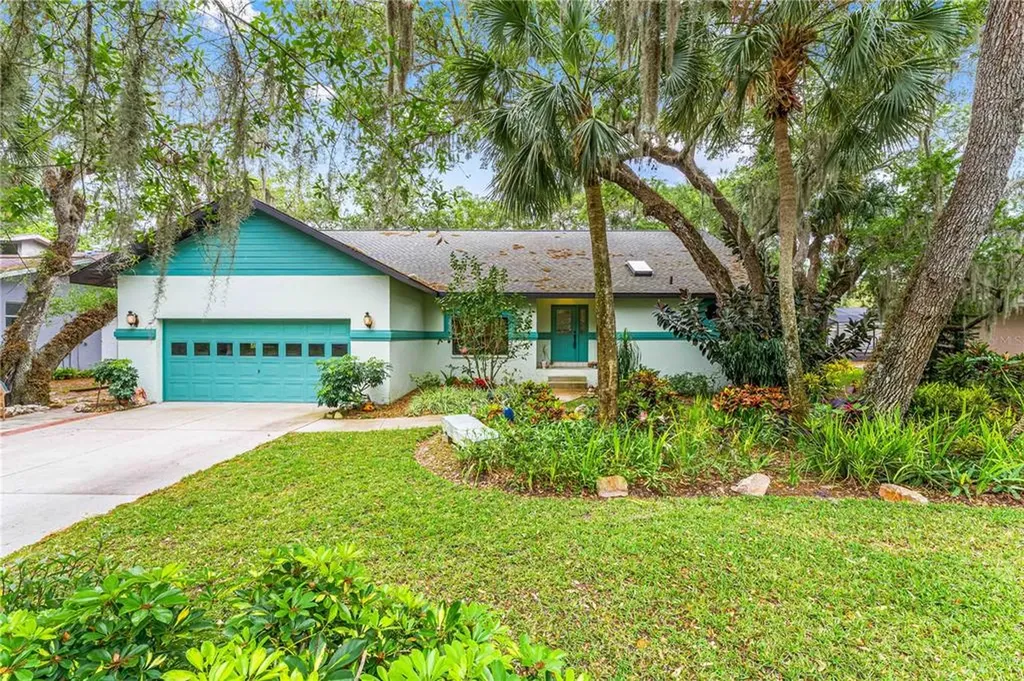 4462 Robin Hood Trail W Sarasota FL 34232
