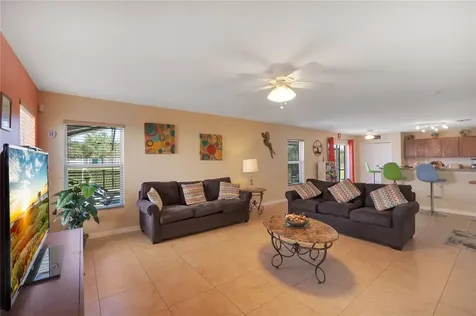 987 Flower Fields Lane Orlando FL 32824