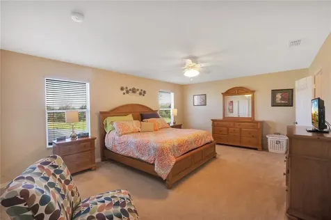 987 Flower Fields Lane Orlando FL 32824