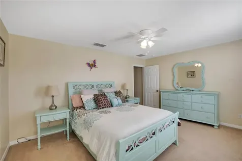 987 Flower Fields Lane Orlando FL 32824