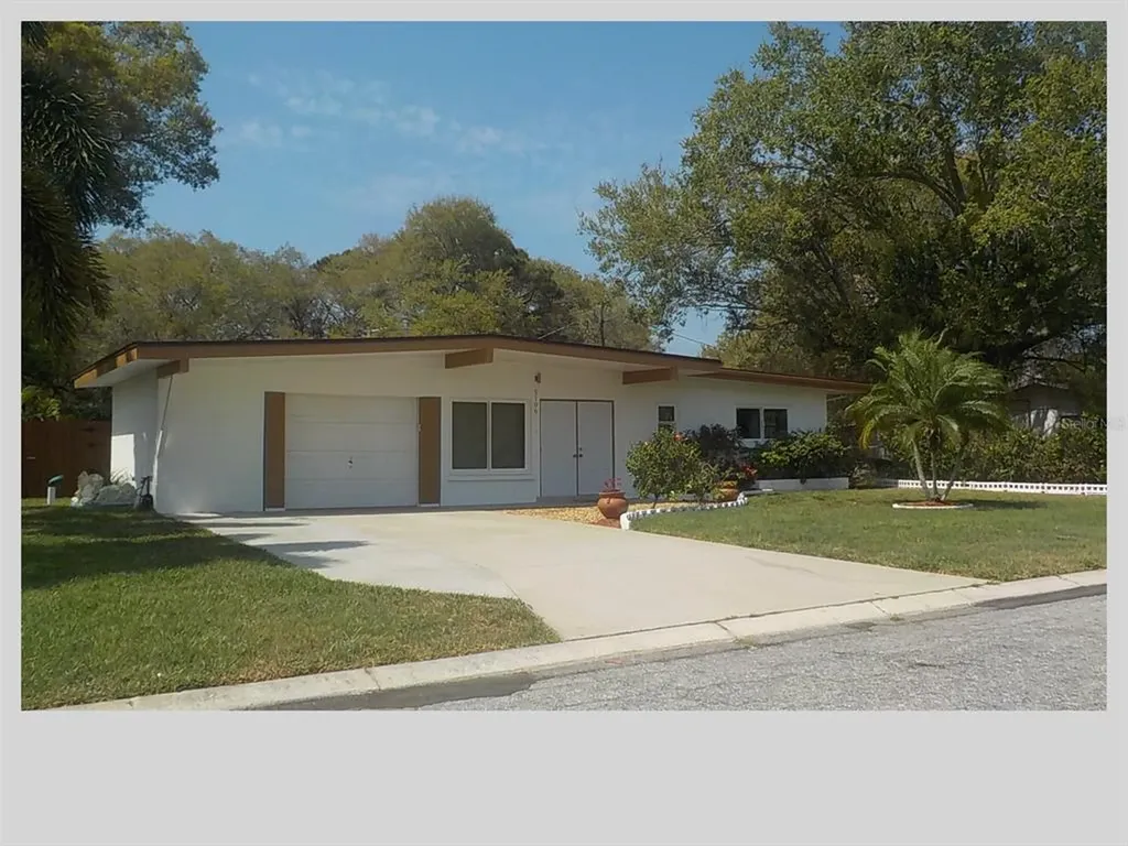5106 21st Street W Bradenton FL 34207