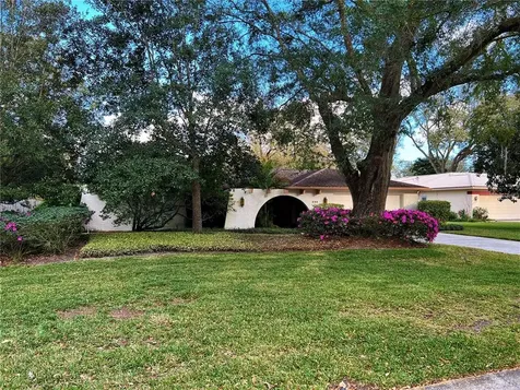 509 Royal Greens Drive Temple Terrace FL 33617