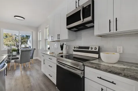 1066 16th Avenue S St Petersburg FL 33705
