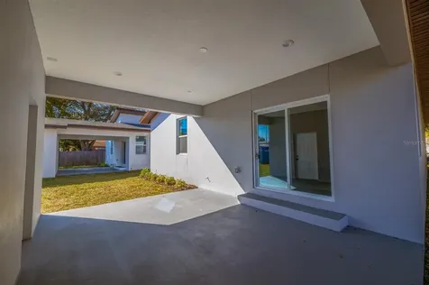1066 16th Avenue S St Petersburg FL 33705