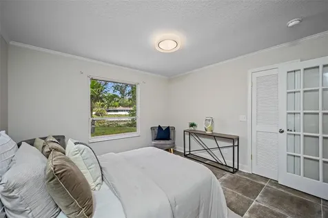 10113 Lindelaan Drive Tampa FL 33618