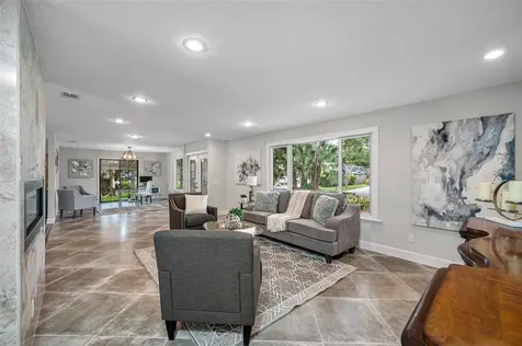 10113 Lindelaan Drive Tampa FL 33618