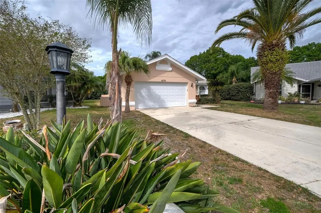 6078 Marella Drive Sarasota FL 34243