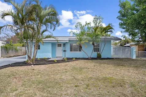 1217 Essex Drive N St Petersburg FL 33710