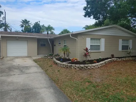 1401 79th Avenue N St Petersburg FL 33702
