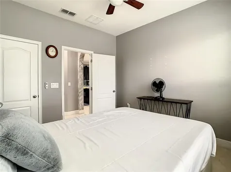 1222 Fountain Coin Loop Orlando FL 32828
