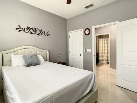 1222 Fountain Coin Loop Orlando FL 32828