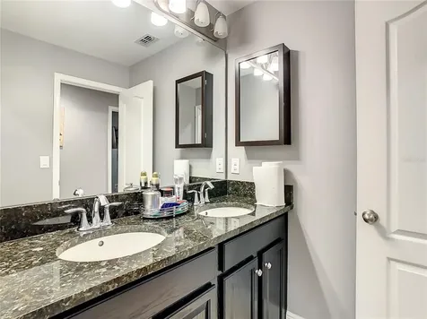 1222 Fountain Coin Loop Orlando FL 32828