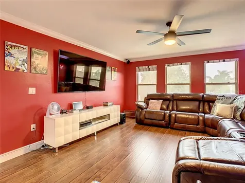 1222 Fountain Coin Loop Orlando FL 32828