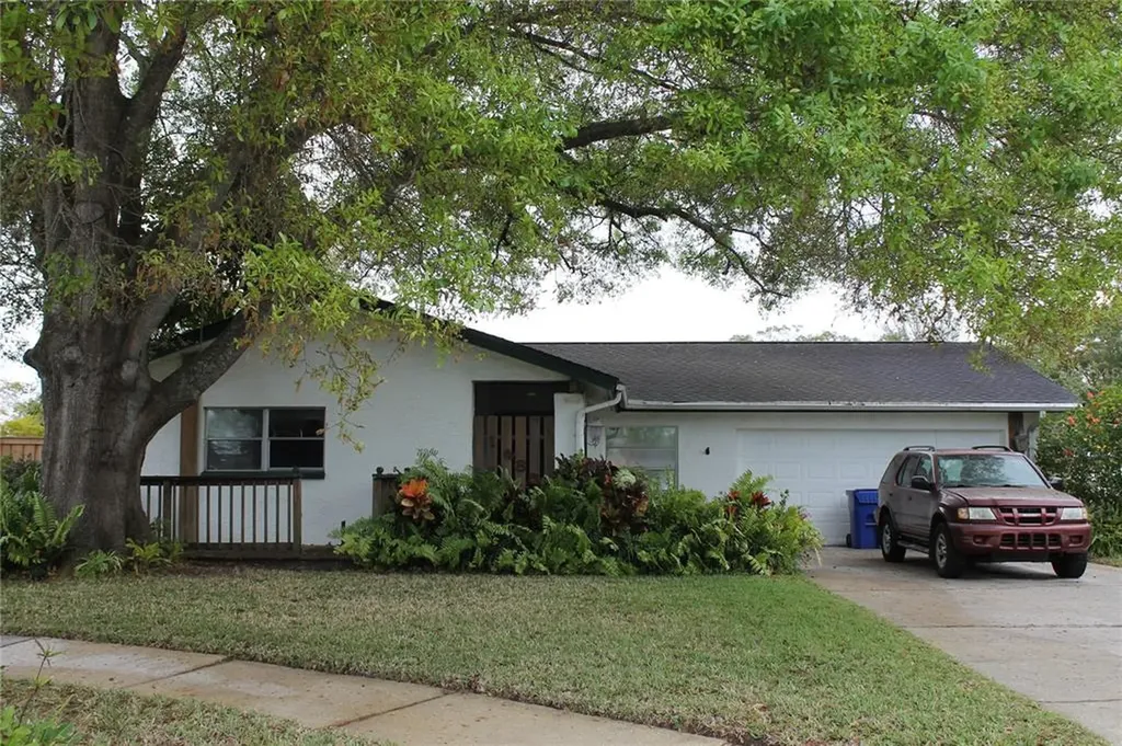 1285 Amberlea Court W Dunedin FL 34698