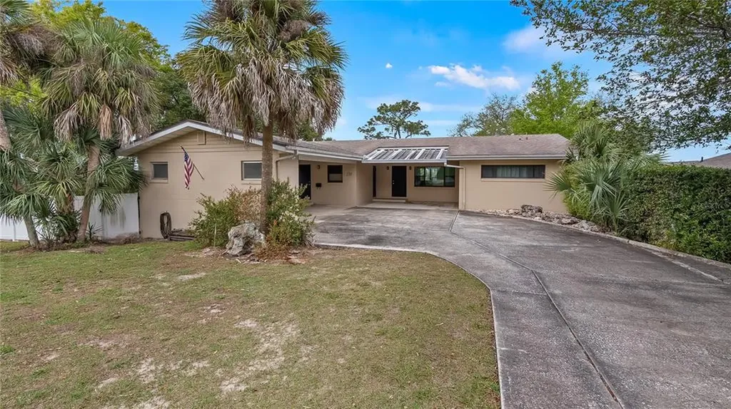 250 Orange Avenue Clermont FL 34711
