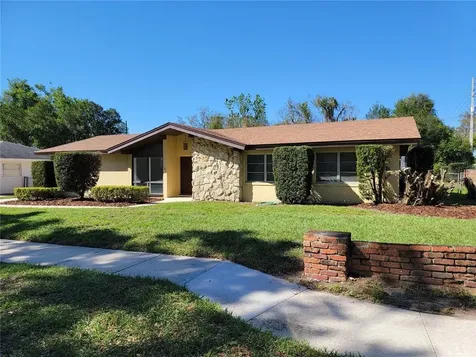 739 Albertson Place Orlando FL 32806