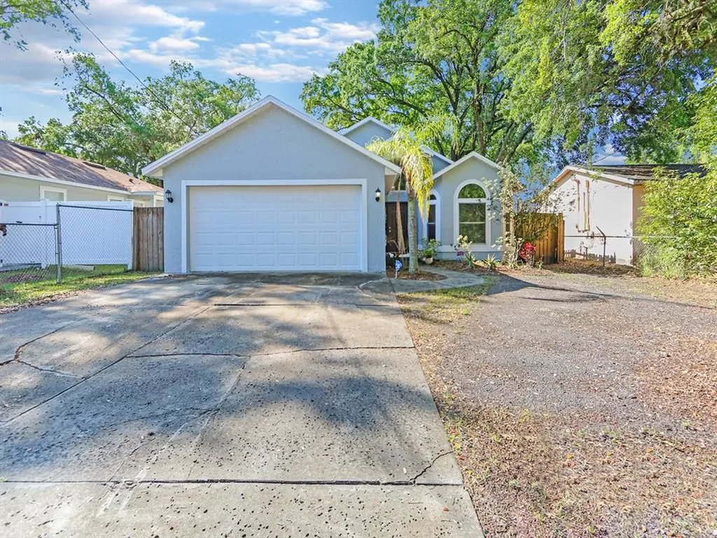 4422 Huppel Avenue Orlando FL 32811