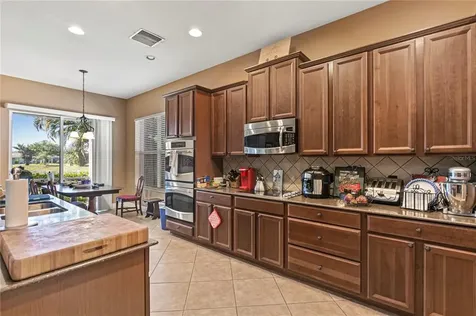 3669 Summerwind Circle Bradenton FL 34209