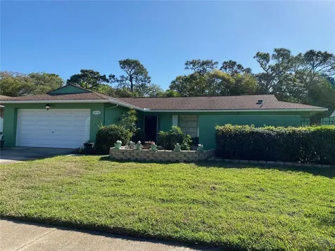 10701 Del Prado Drive E Largo FL 33774