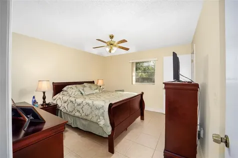 901 NW 124th Place Citra FL 32113