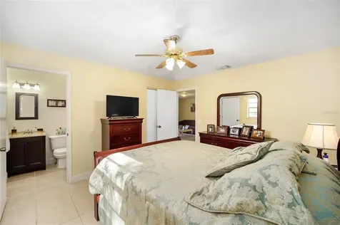 901 NW 124th Place Citra FL 32113