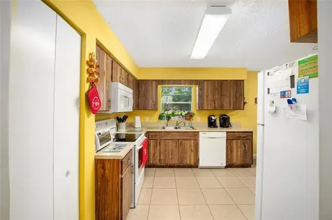 901 NW 124th Place Citra FL 32113