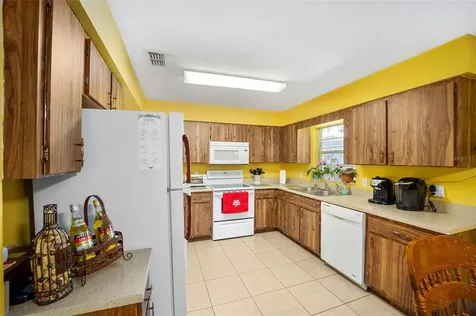 901 NW 124th Place Citra FL 32113