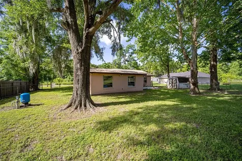 901 NW 124th Place Citra FL 32113