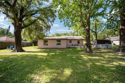 901 NW 124th Place Citra FL 32113