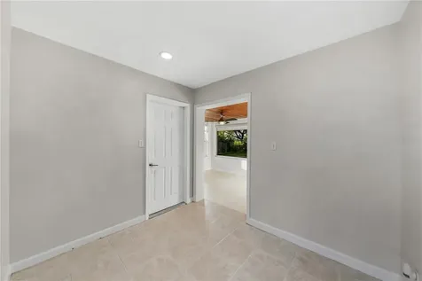 102 NE 9th Street Mulberry FL 33860