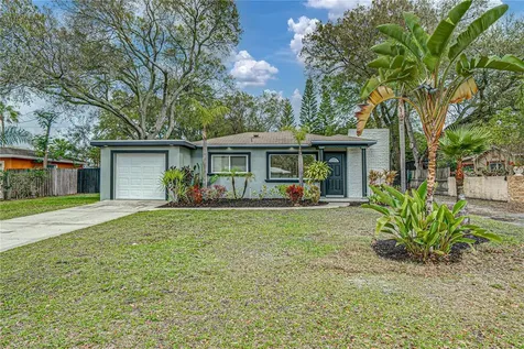 102 NE 9th Street Mulberry FL 33860
