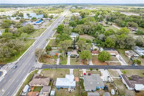 102 NE 9th Street Mulberry FL 33860