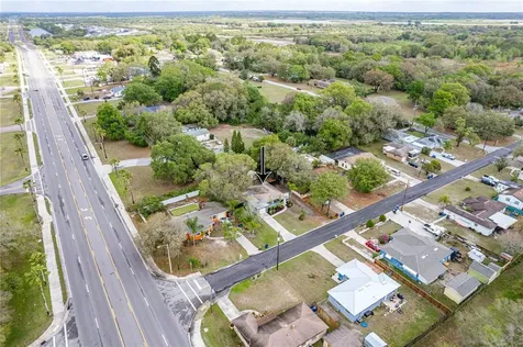 102 NE 9th Street Mulberry FL 33860